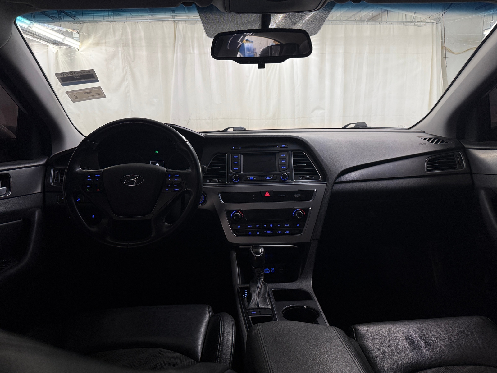 Thumbnail: 2015 Hyundai Sonata - 3