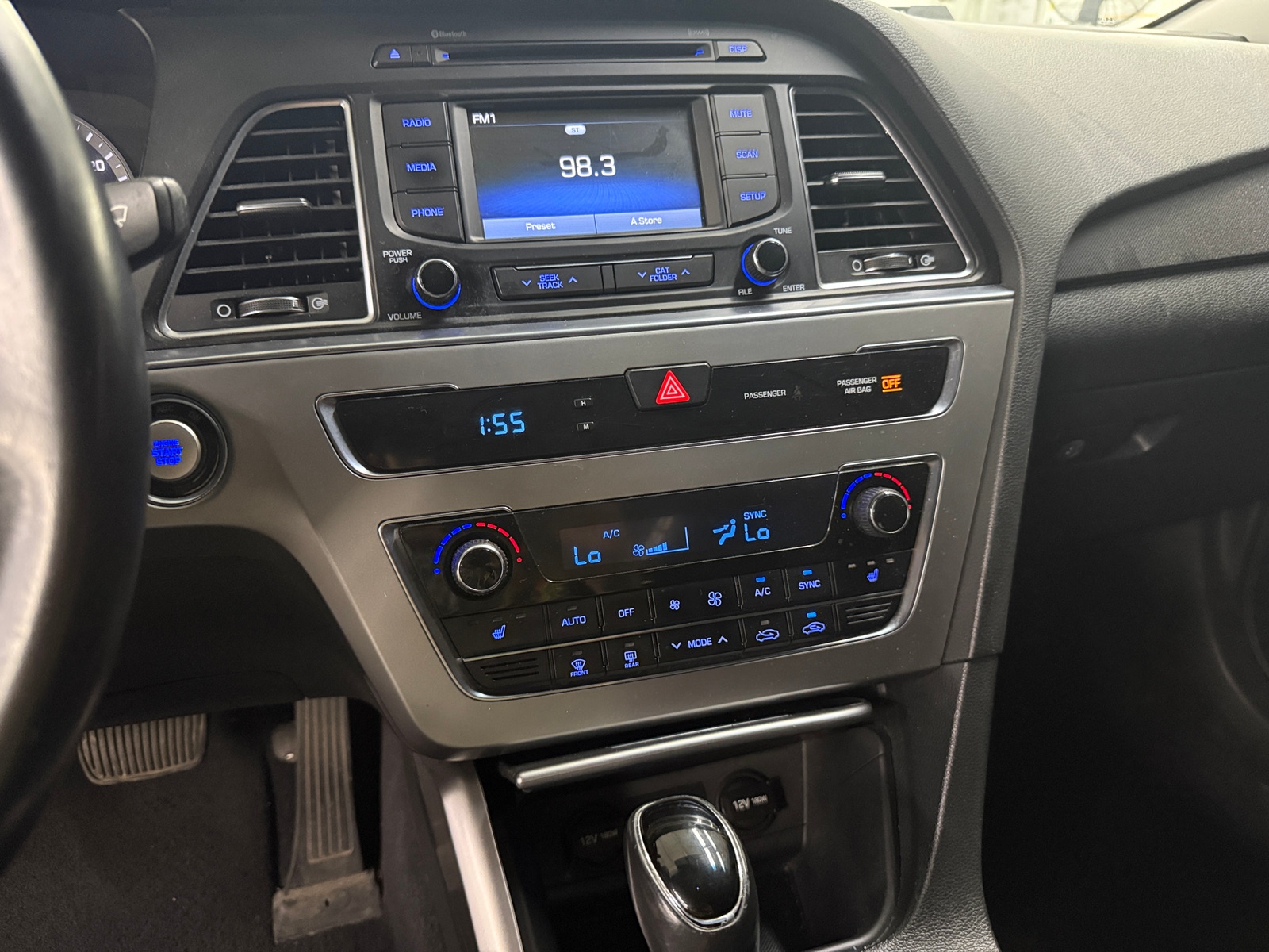 Thumbnail: 2015 Hyundai Sonata - 4