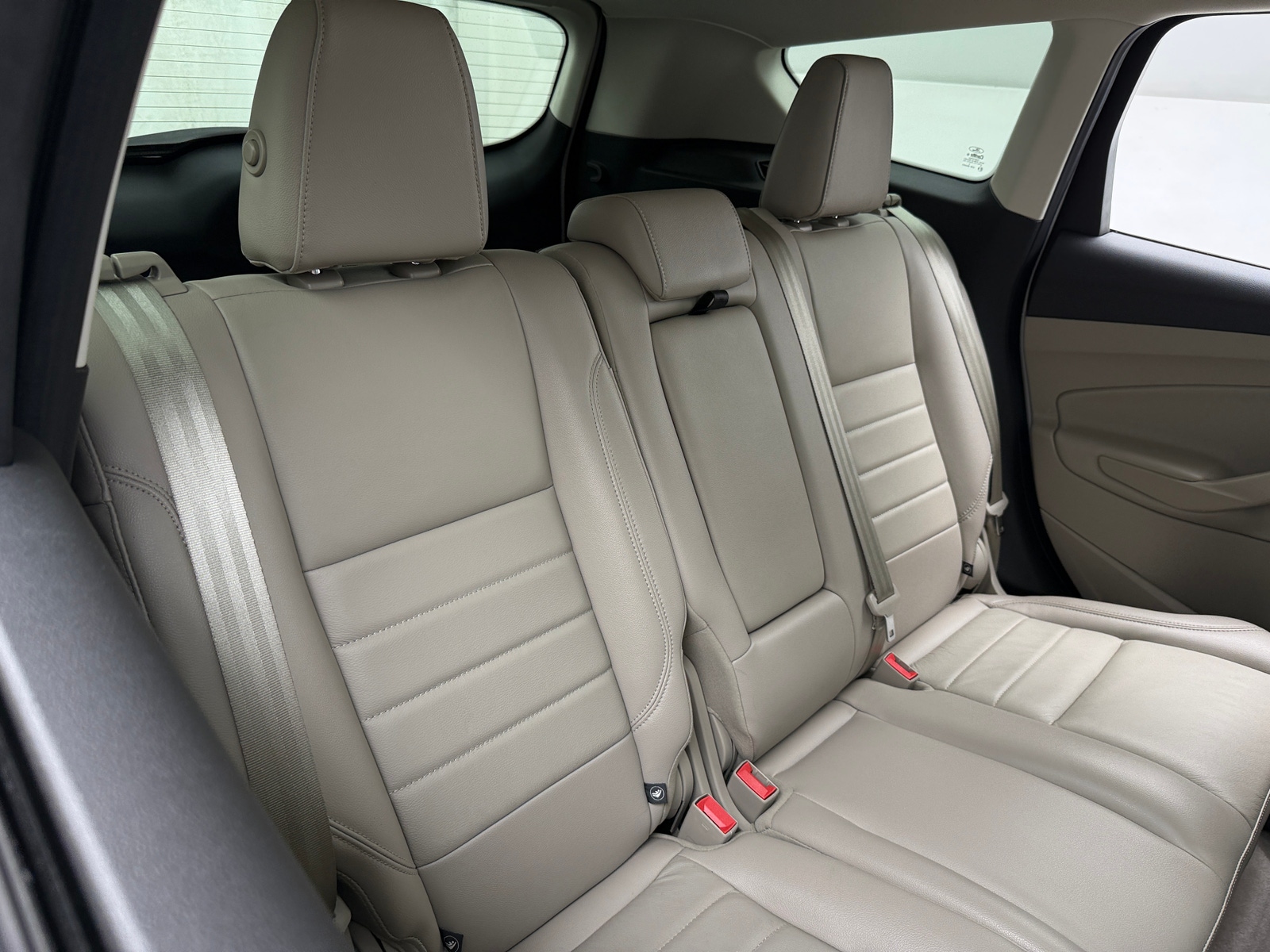 Thumbnail: 2016 Ford Escape - 5