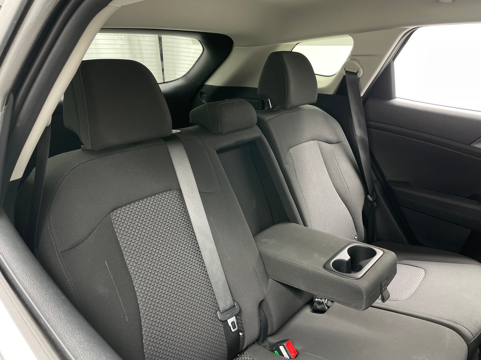 Thumbnail: 2026 Kia Sportage - 6