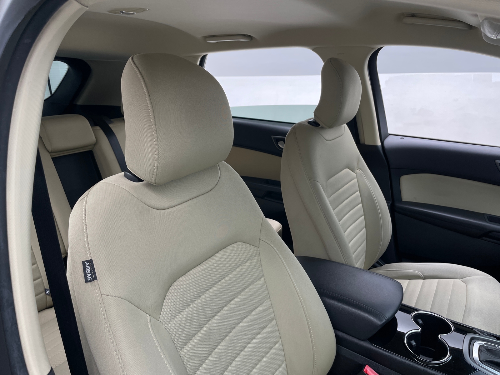 Thumbnail: 2016 Ford Edge - 2