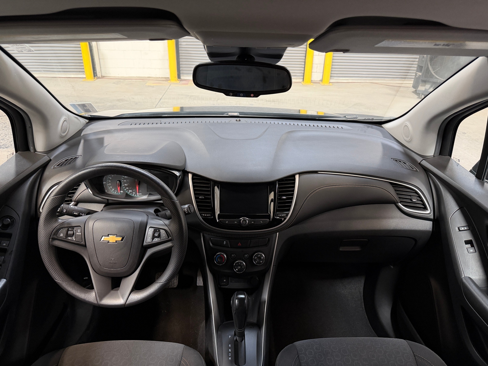 Thumbnail: 2022 Chevrolet Trax - 3