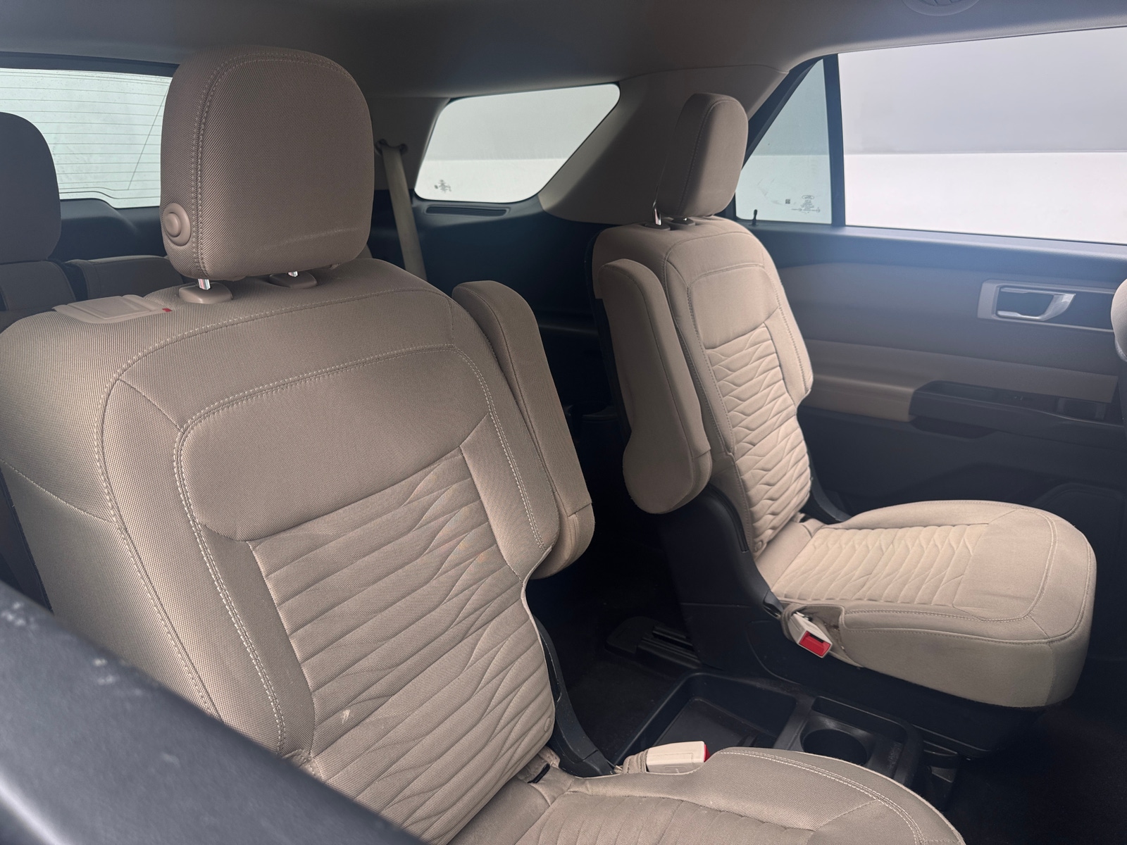 Thumbnail: 2020 Ford Explorer - 6