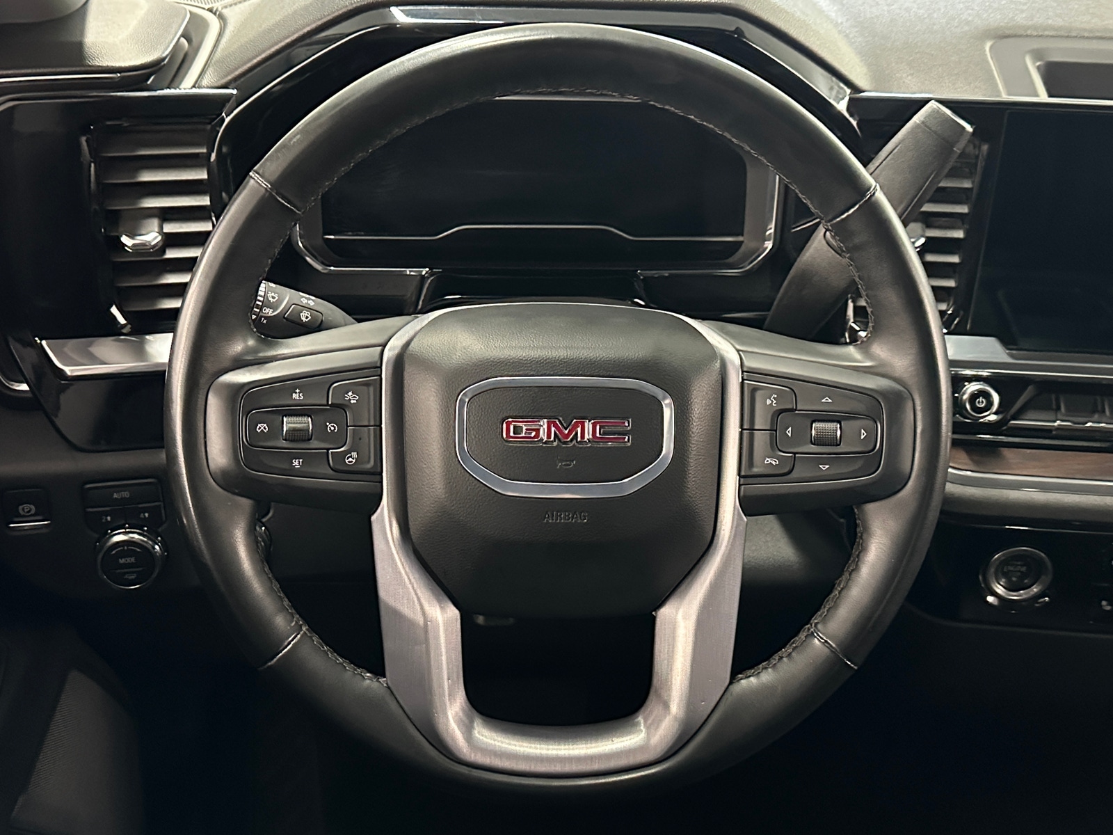 Thumbnail: 2024 GMC Sierra 1500 - 4