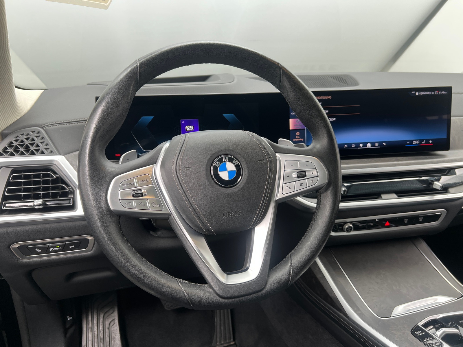 Thumbnail: 2025 BMW X7 - 5