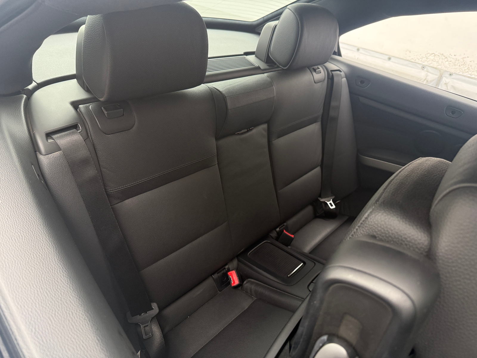 Thumbnail: 2011 BMW 3 Series - 5