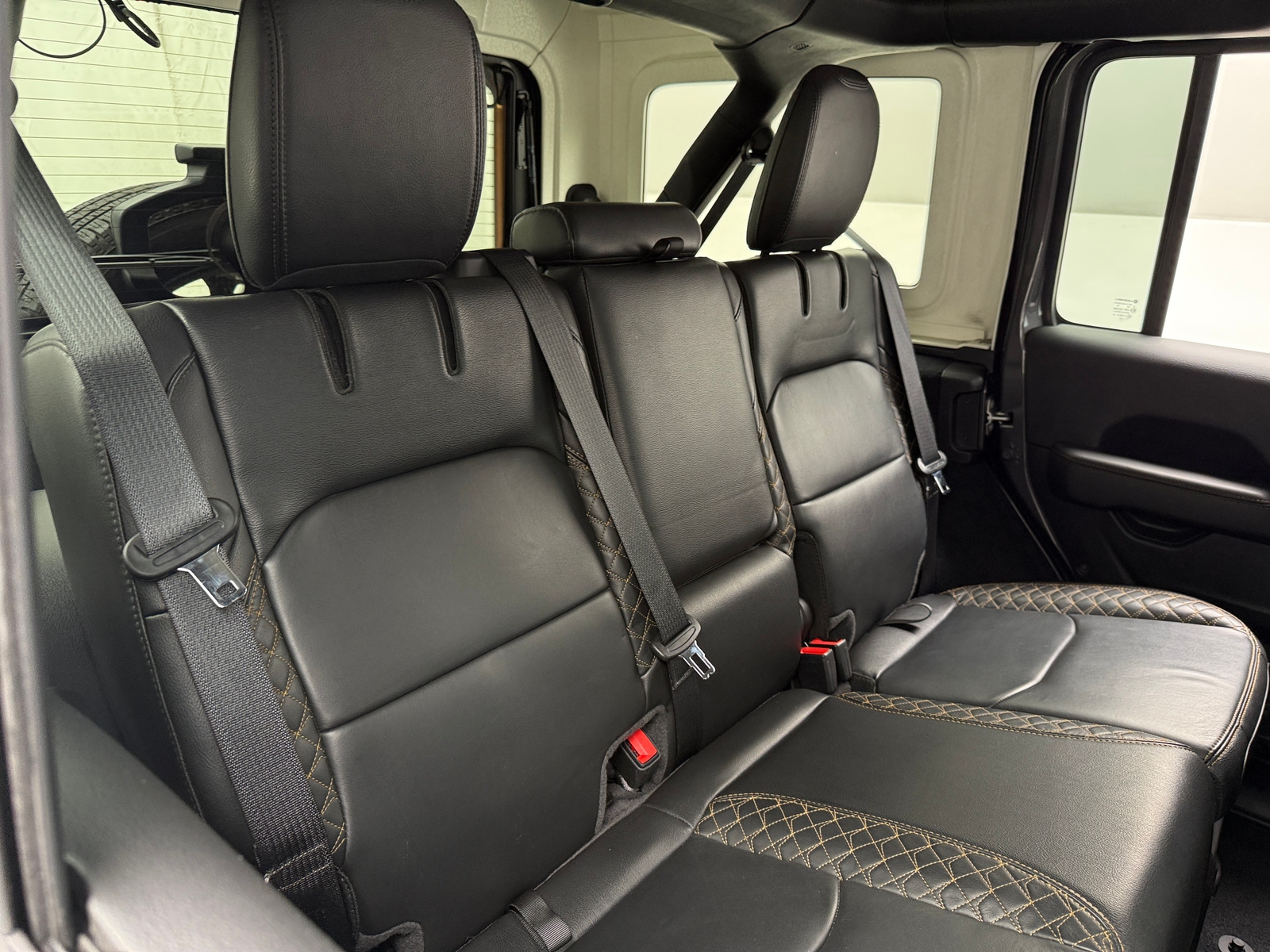 Thumbnail: 2021 Jeep Wrangler - 5