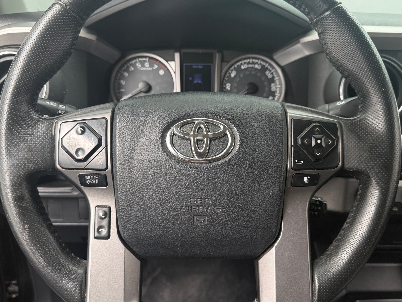 Thumbnail: 2017 Toyota Tacoma - 5