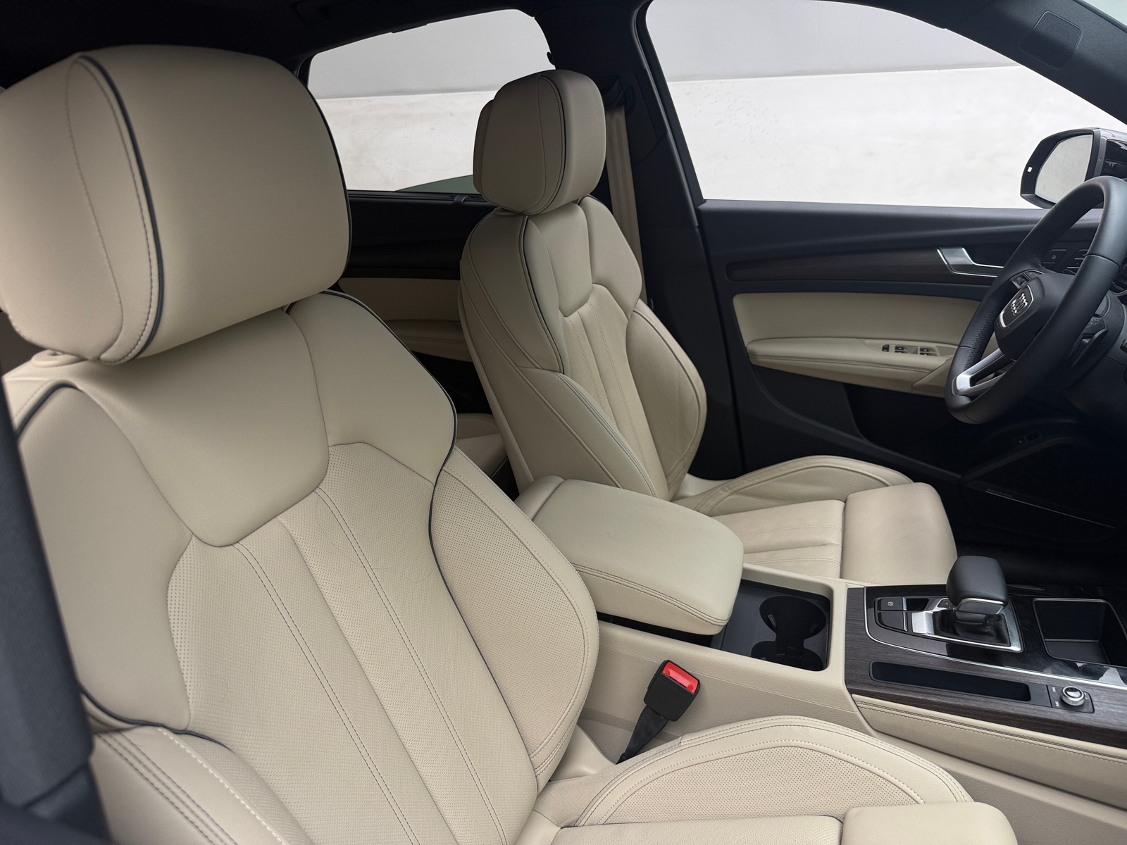 Thumbnail: 2025 Audi Q5 - 2