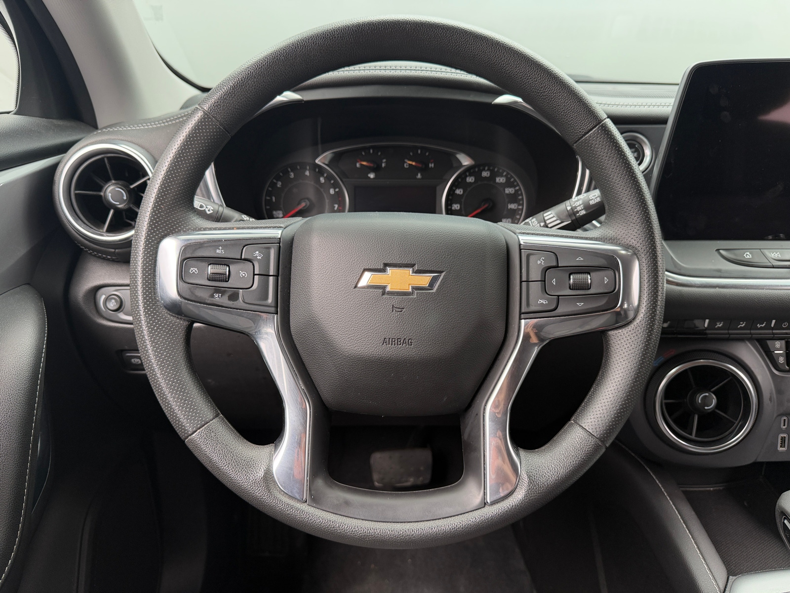 Thumbnail: 2025 Chevrolet Blazer - 5