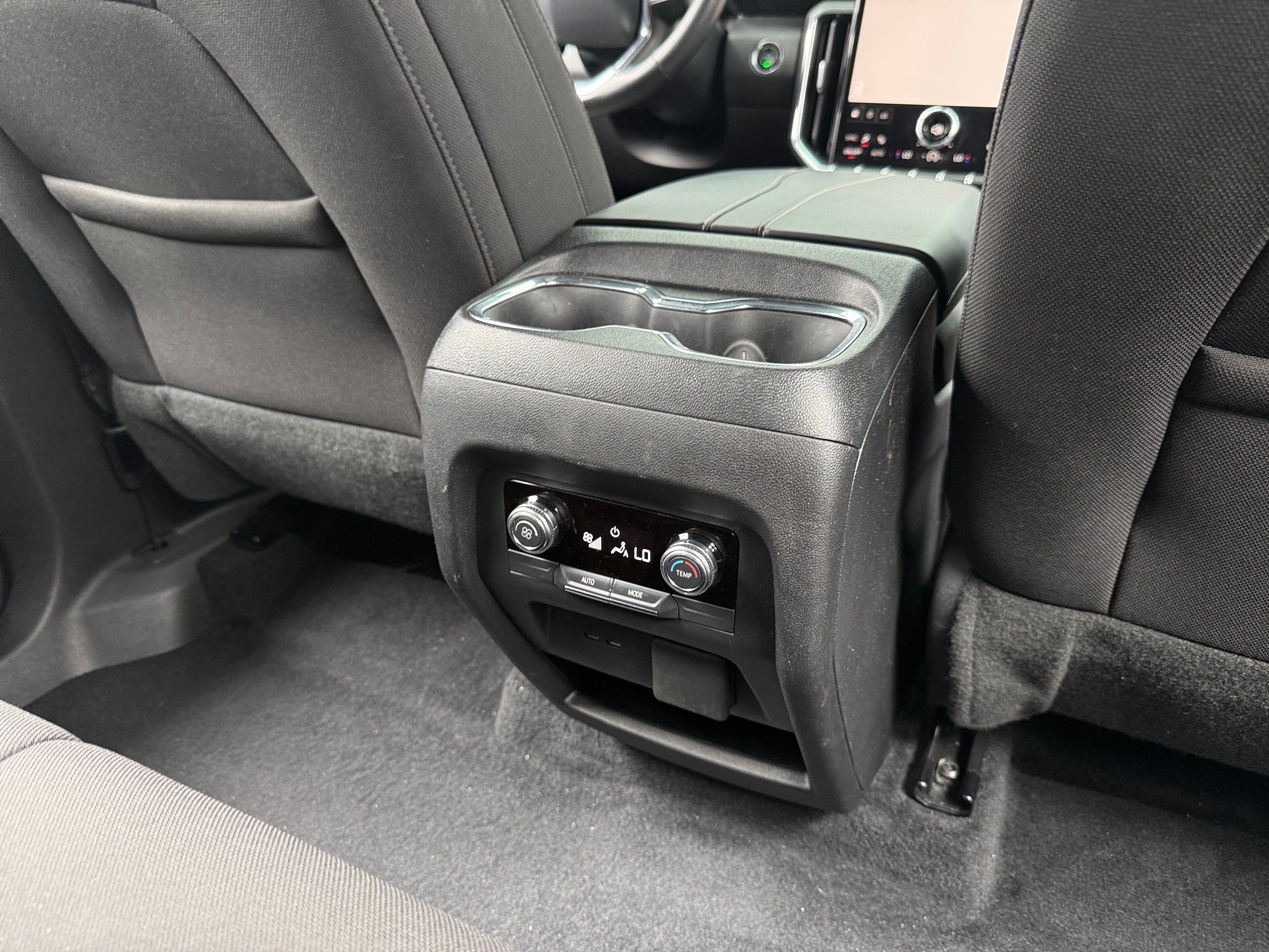 2025 GMC Acadia