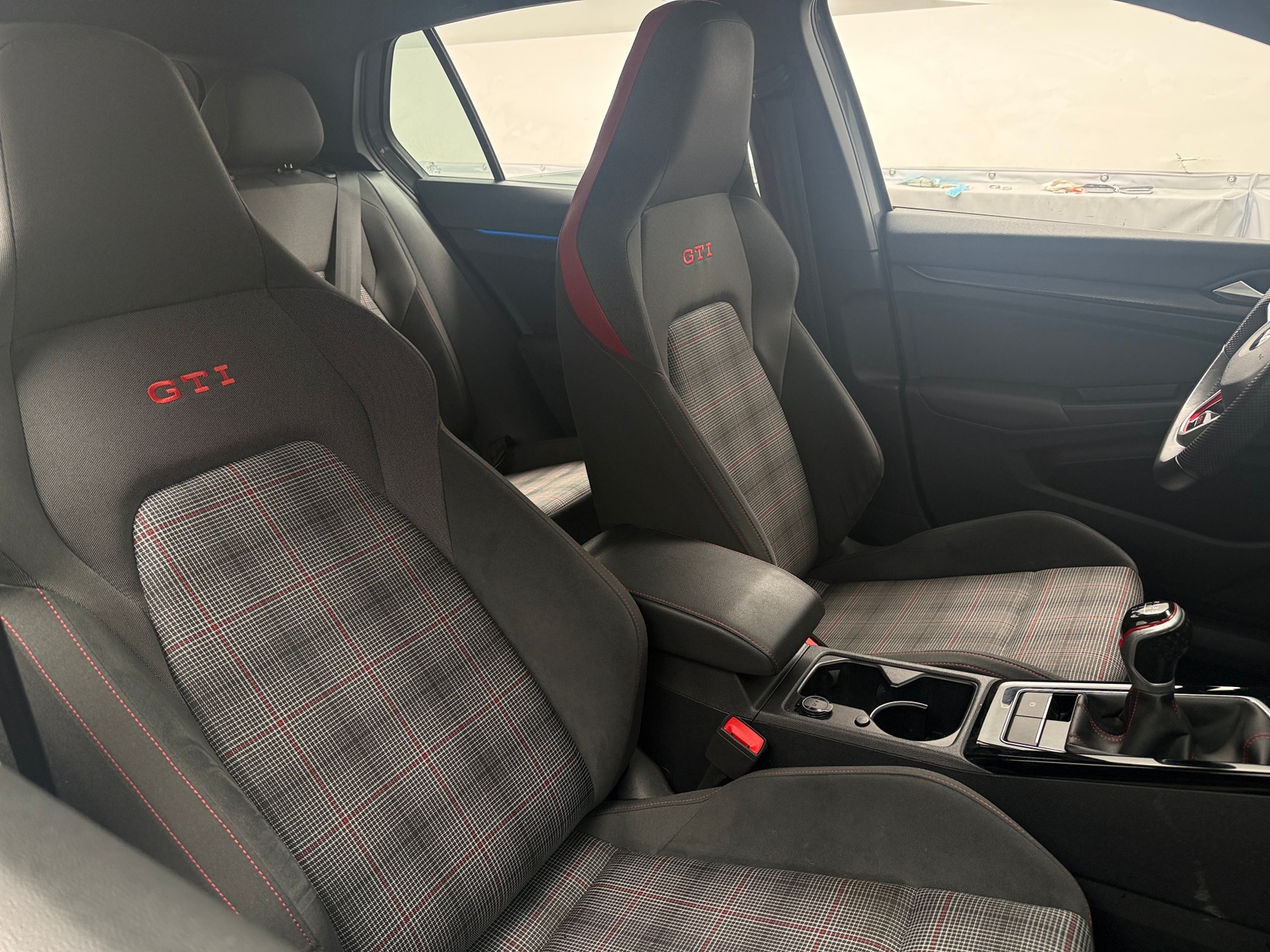 Thumbnail: 2023 Volkswagen Golf - 2