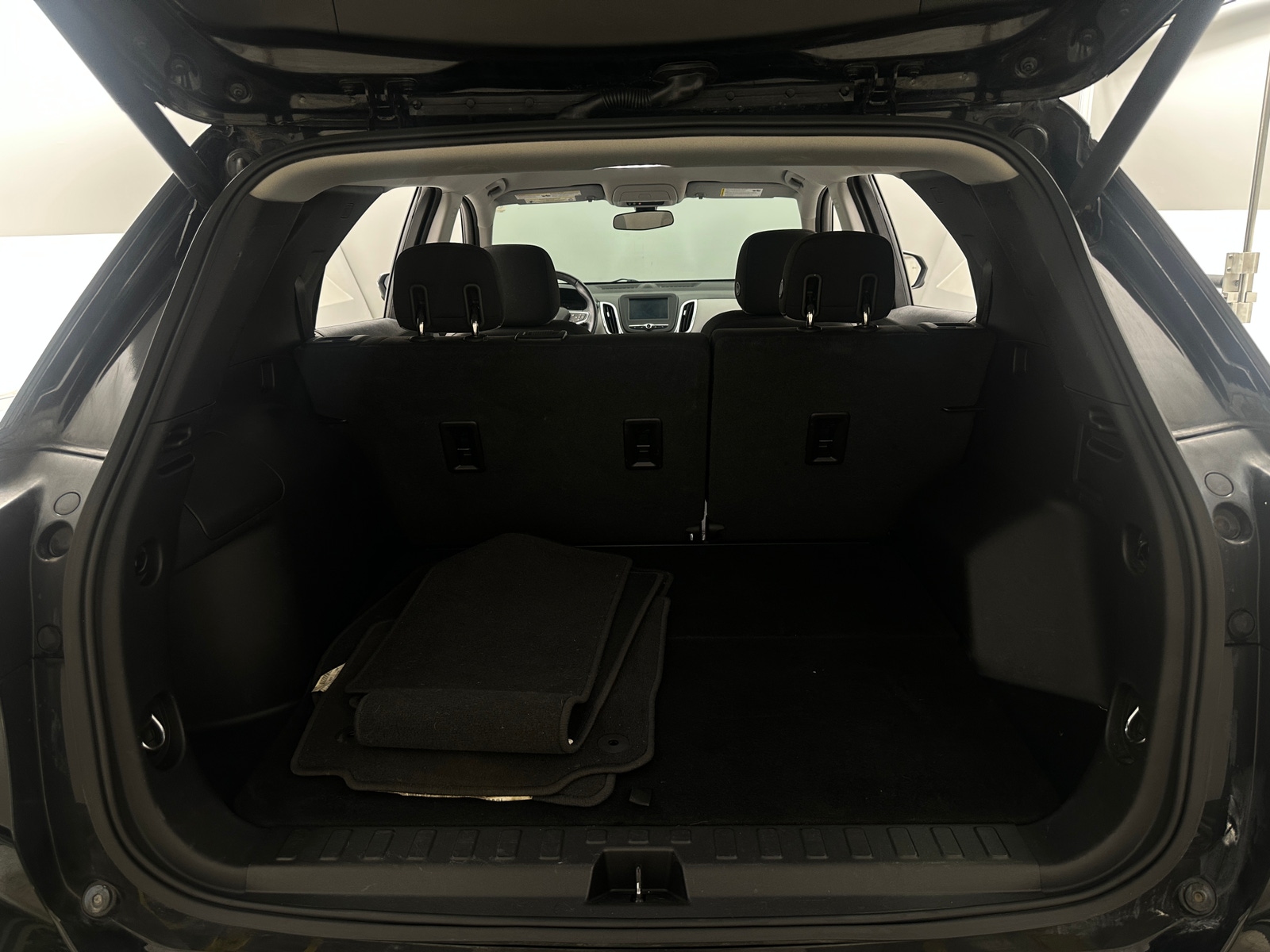 Thumbnail: 2018 Chevrolet Equinox - 7