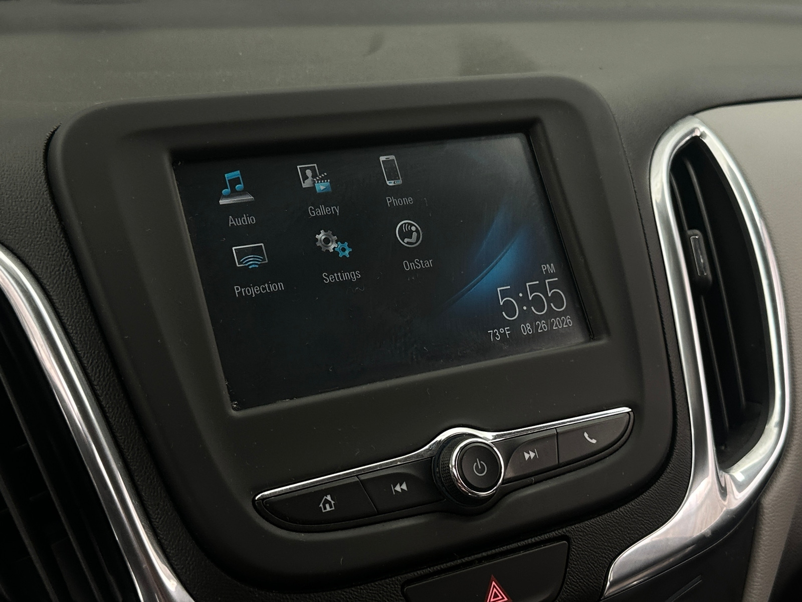 Thumbnail: 2018 Chevrolet Equinox - 4