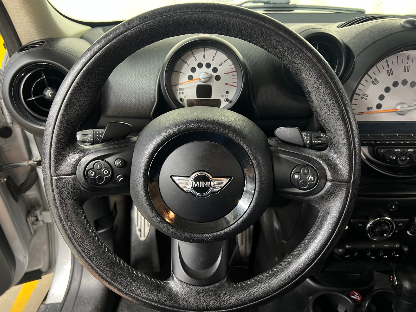Thumbnail: 2014 MINI Cooper Countryman - 4