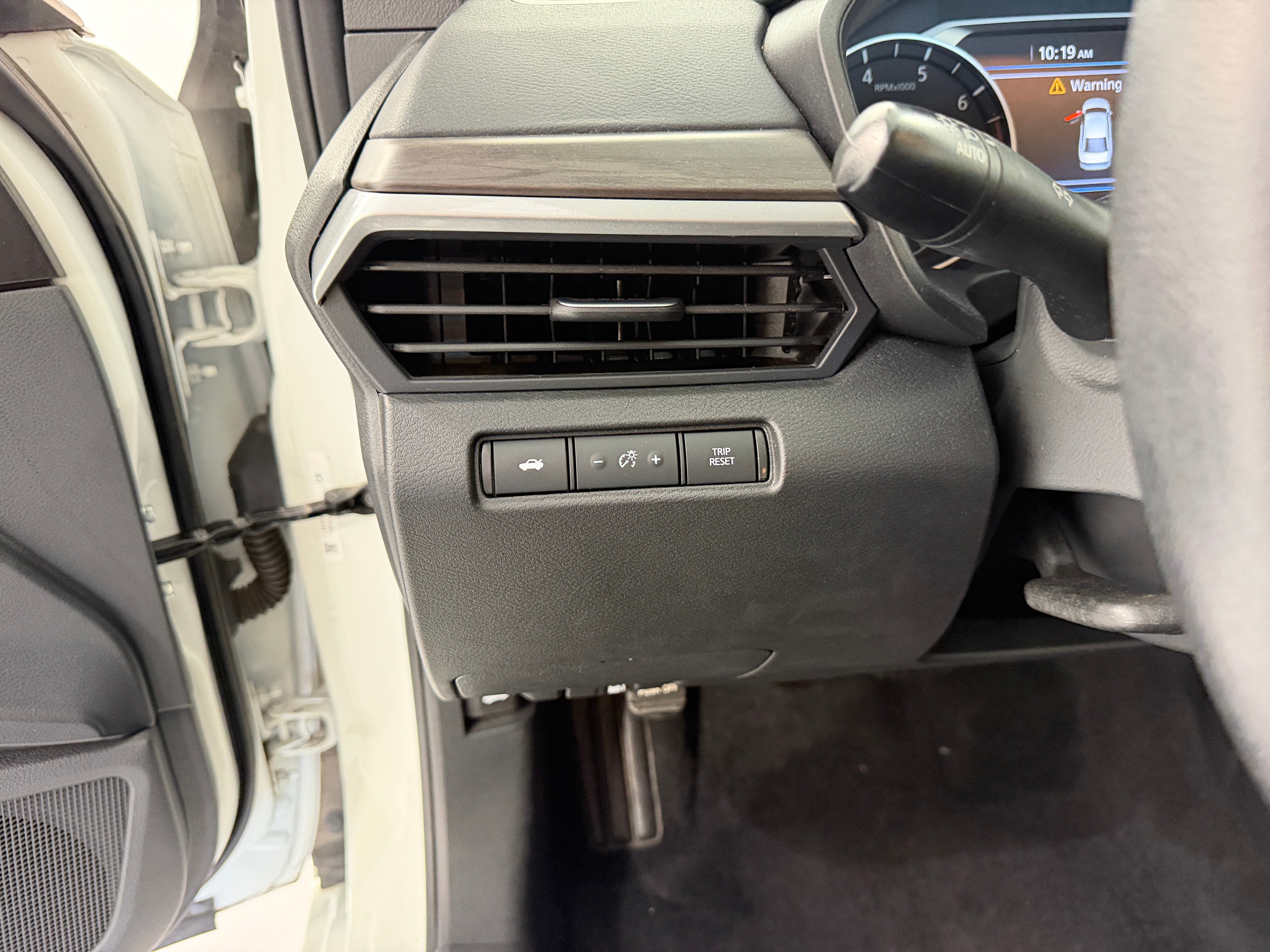 2025 Nissan Altima SV - Photo 10