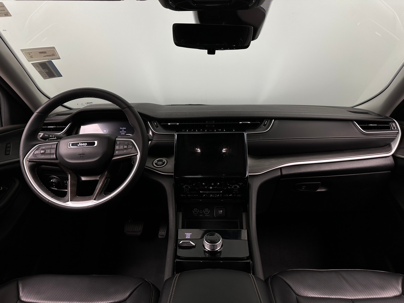 Thumbnail: 2023 Jeep Grand Cherokee L - 2
