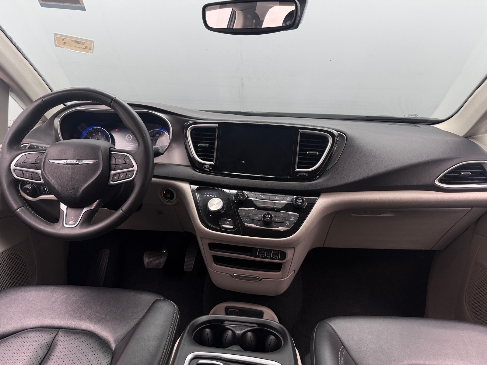 Thumbnail: 2024 Chrysler Pacifica - 2