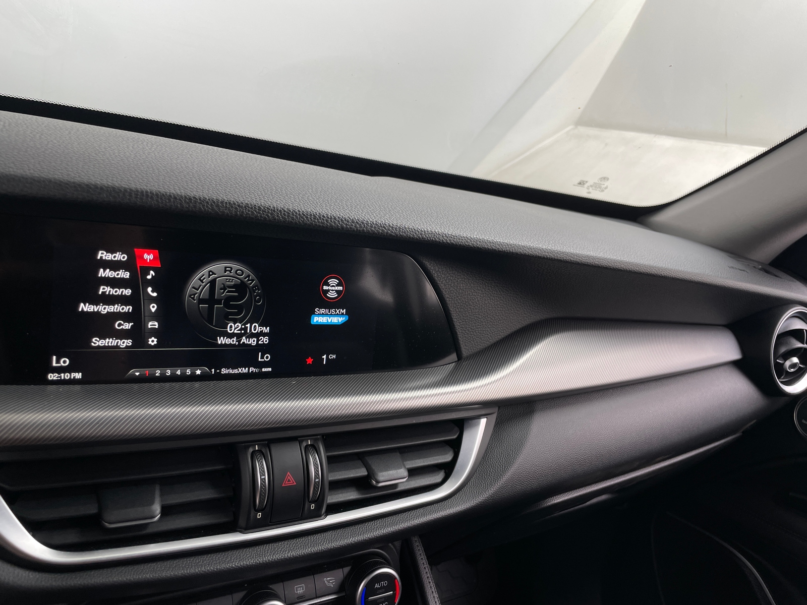 Thumbnail: 2019 Alfa Romeo Stelvio - 3