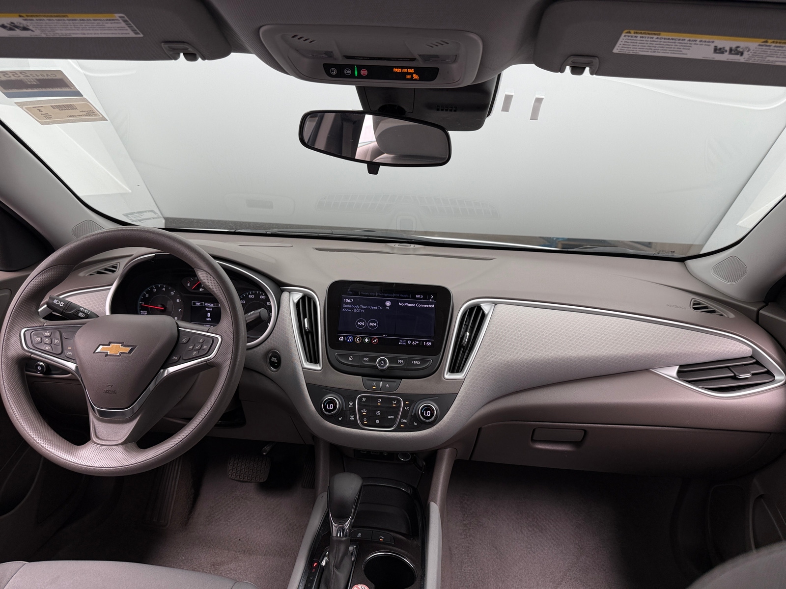 Thumbnail: 2024 Chevrolet Malibu - 3