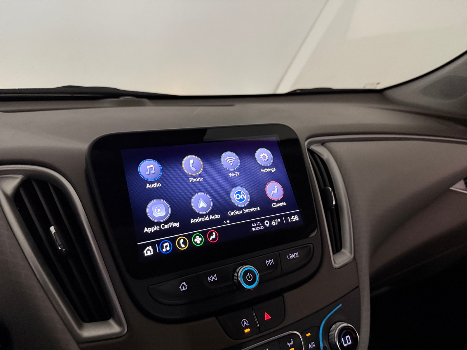 Thumbnail: 2024 Chevrolet Malibu - 4
