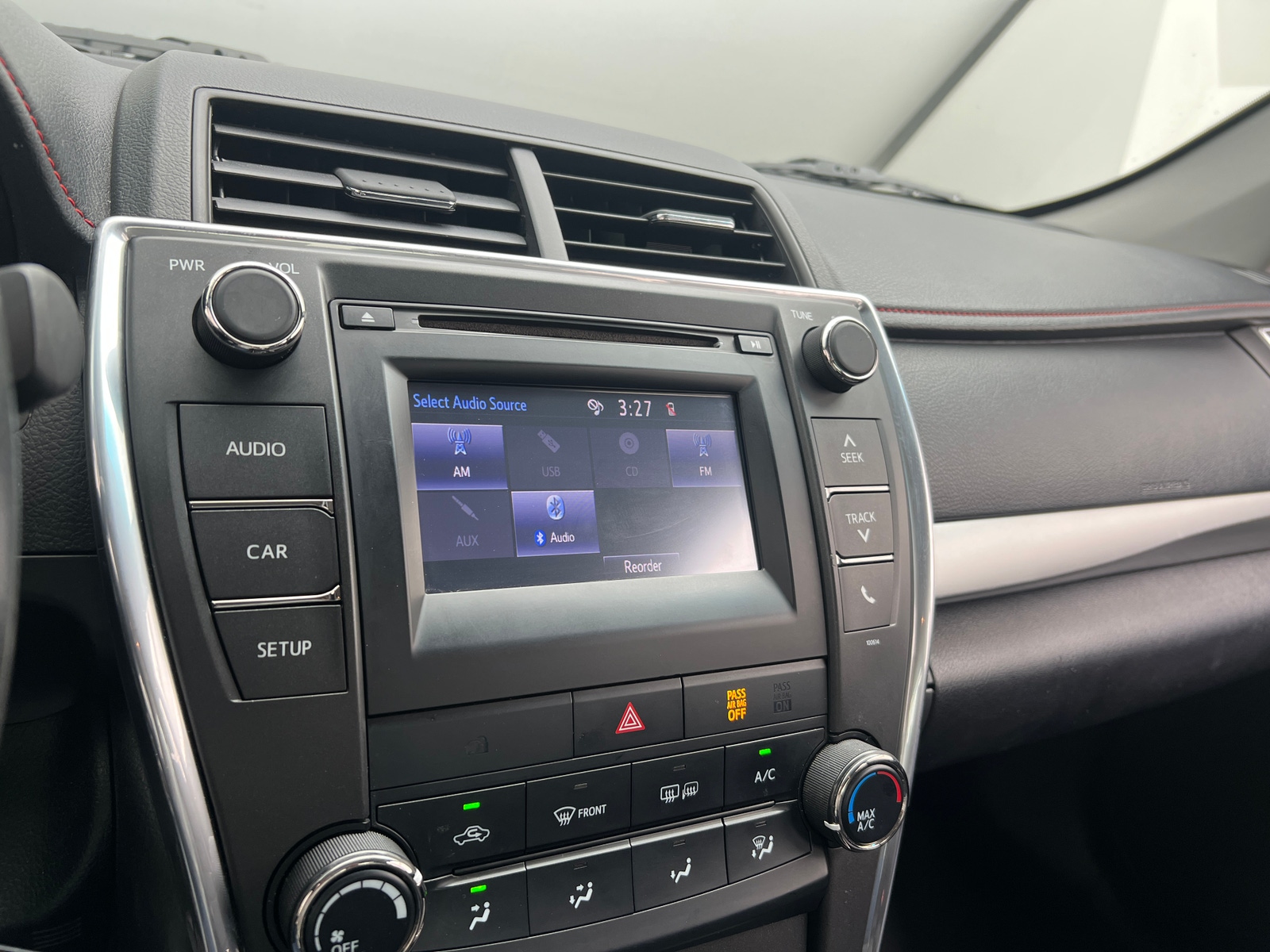 Thumbnail: 2016 Toyota Camry - 4