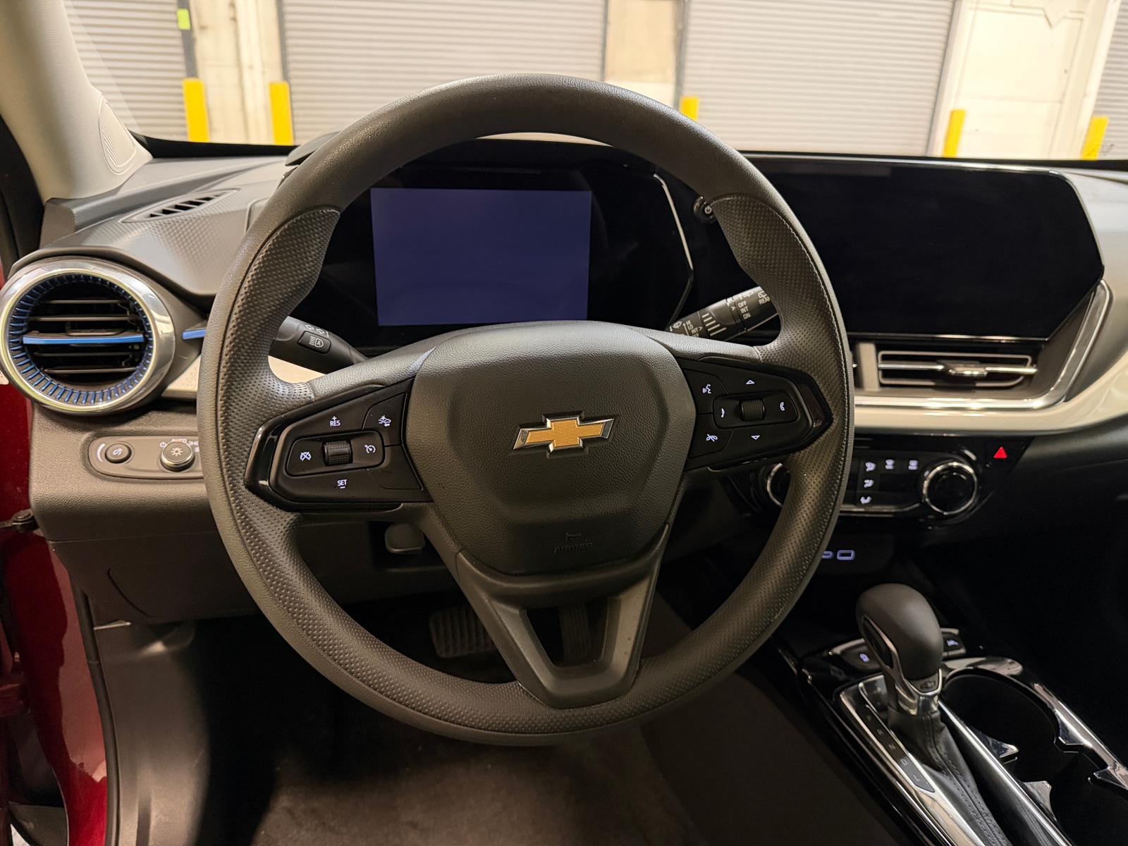 Thumbnail: 2025 Chevrolet Trax - 4