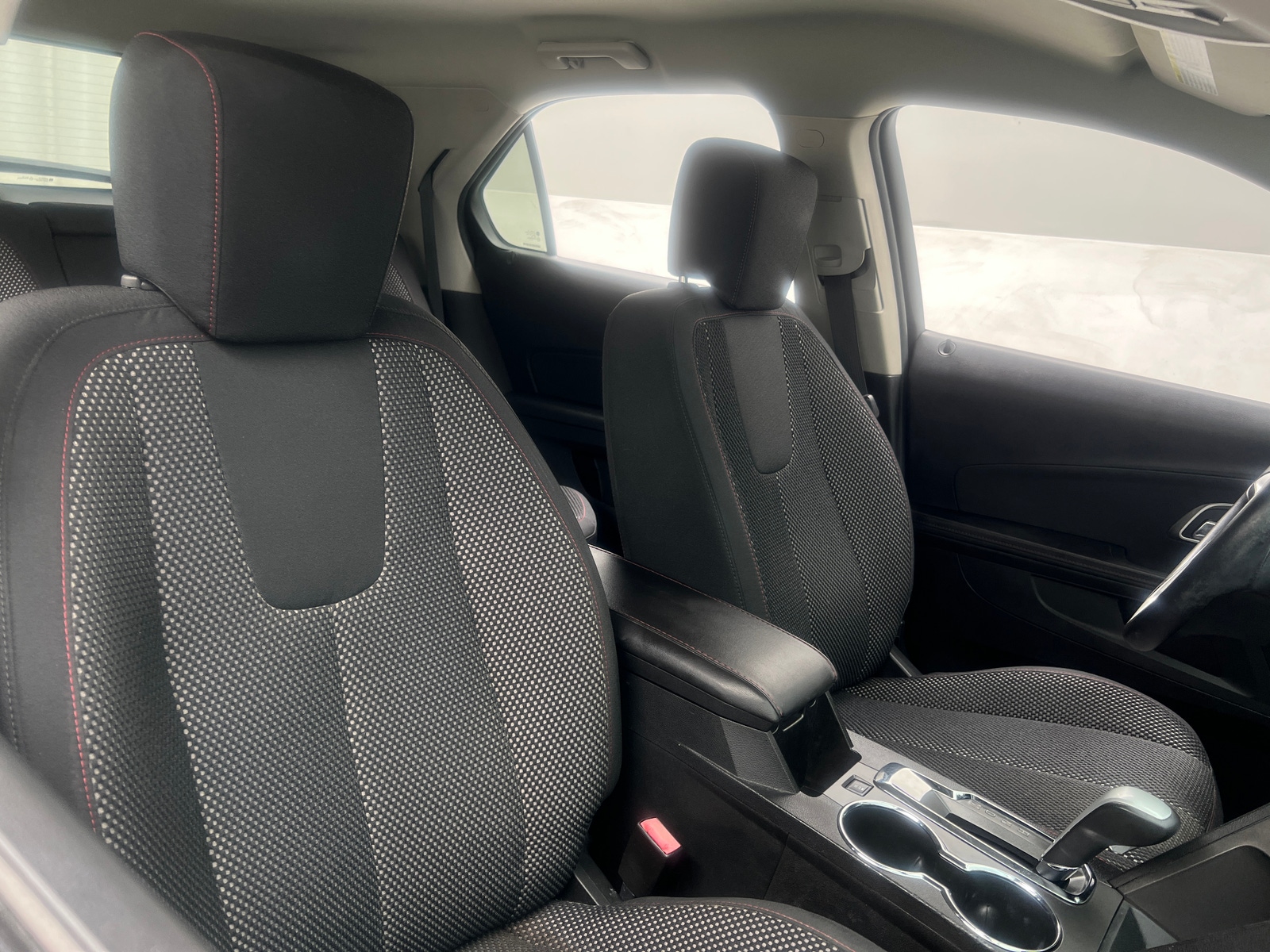 Thumbnail: 2011 Chevrolet Equinox - 2