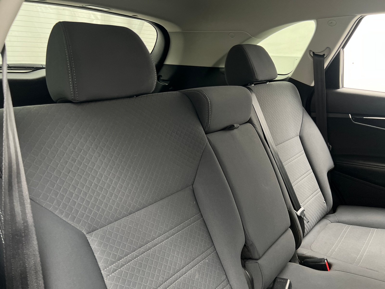 Thumbnail: 2017 Kia Sorento - 6