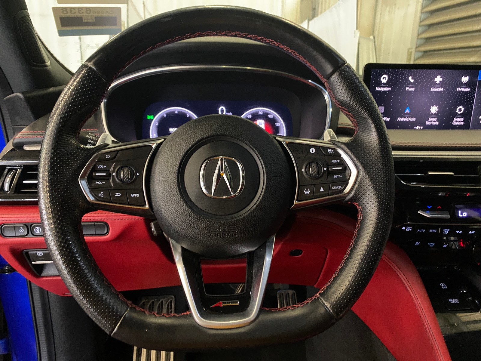 Thumbnail: 2022 Acura MDX - 4