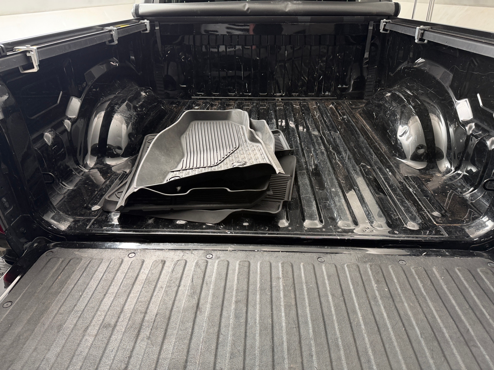 Thumbnail: 2022 RAM 1500 - 6
