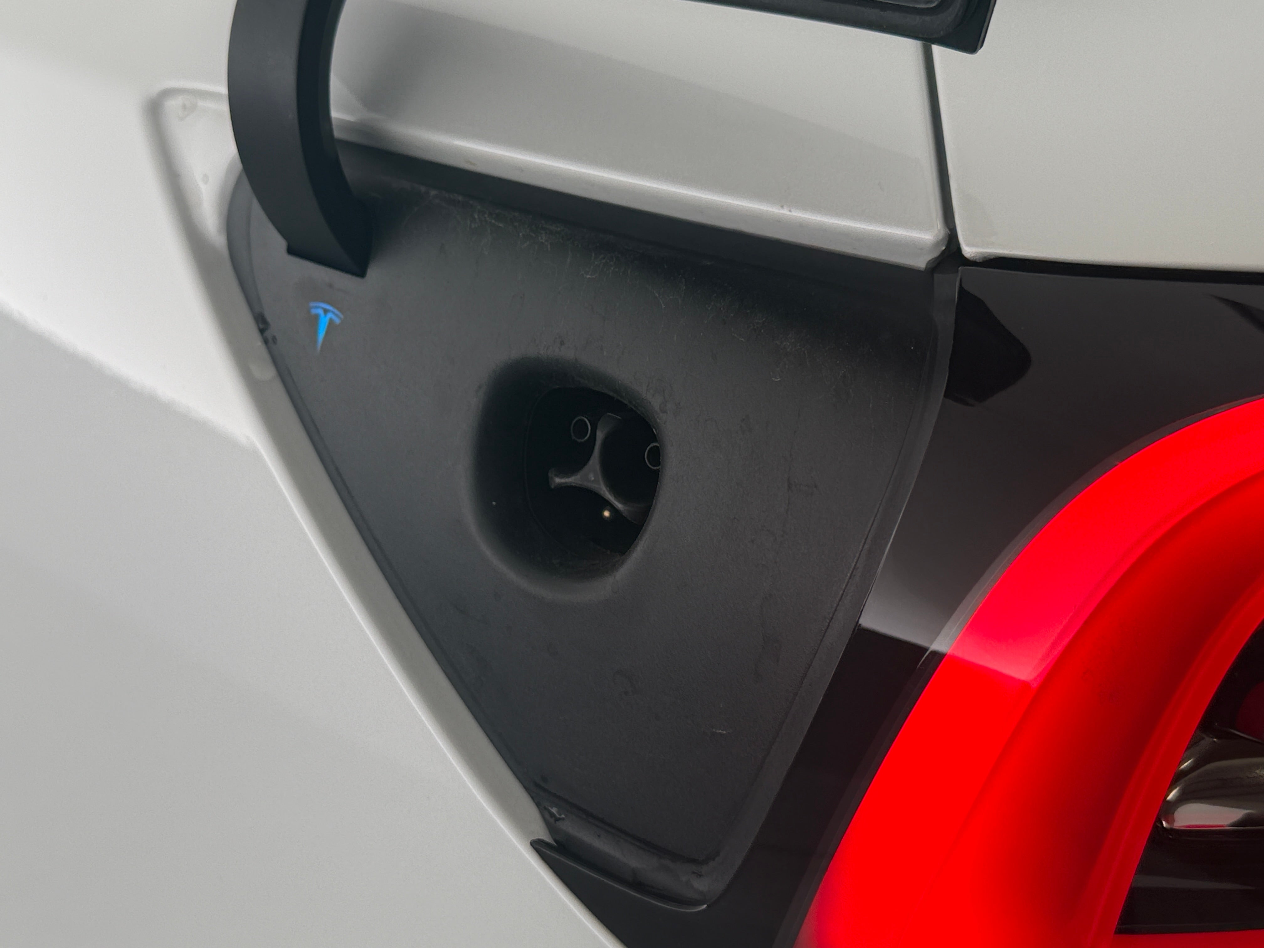 Used 2023 Tesla Model Y Long Range with VIN 7SAYGDEE2PF618414 for sale in Auburn, WA