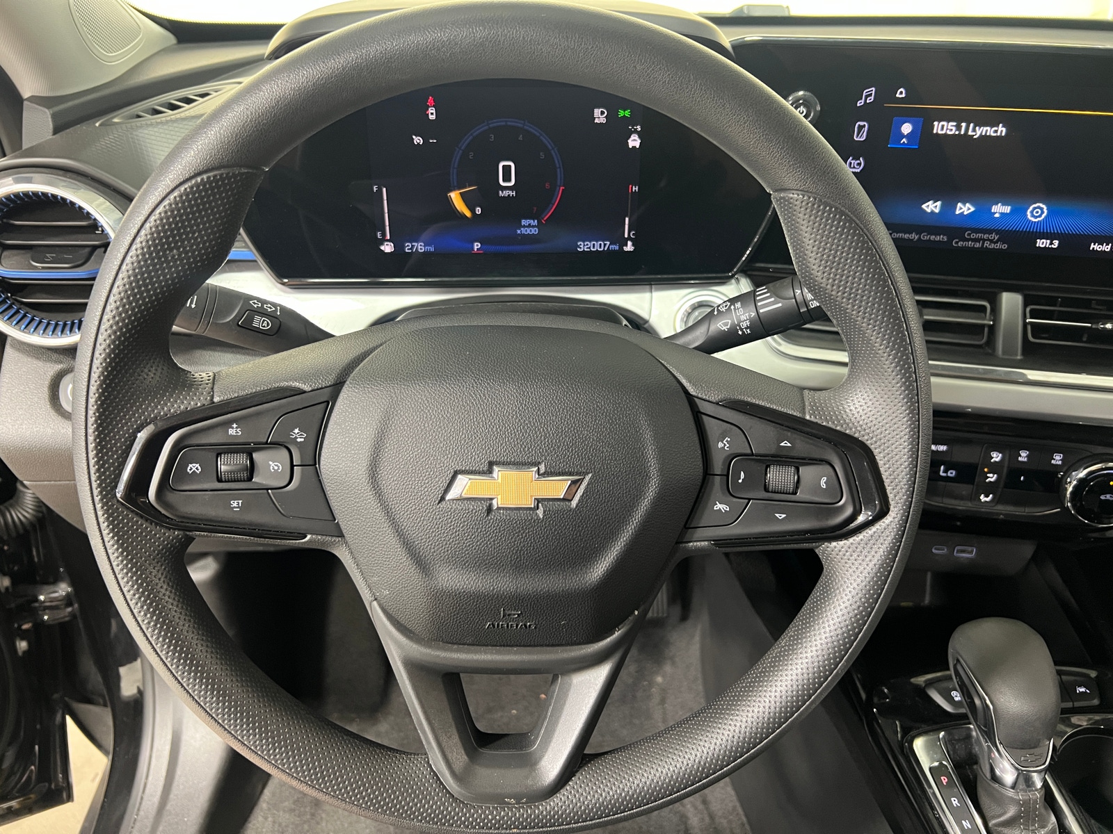 Thumbnail: 2025 Chevrolet Trax - 4