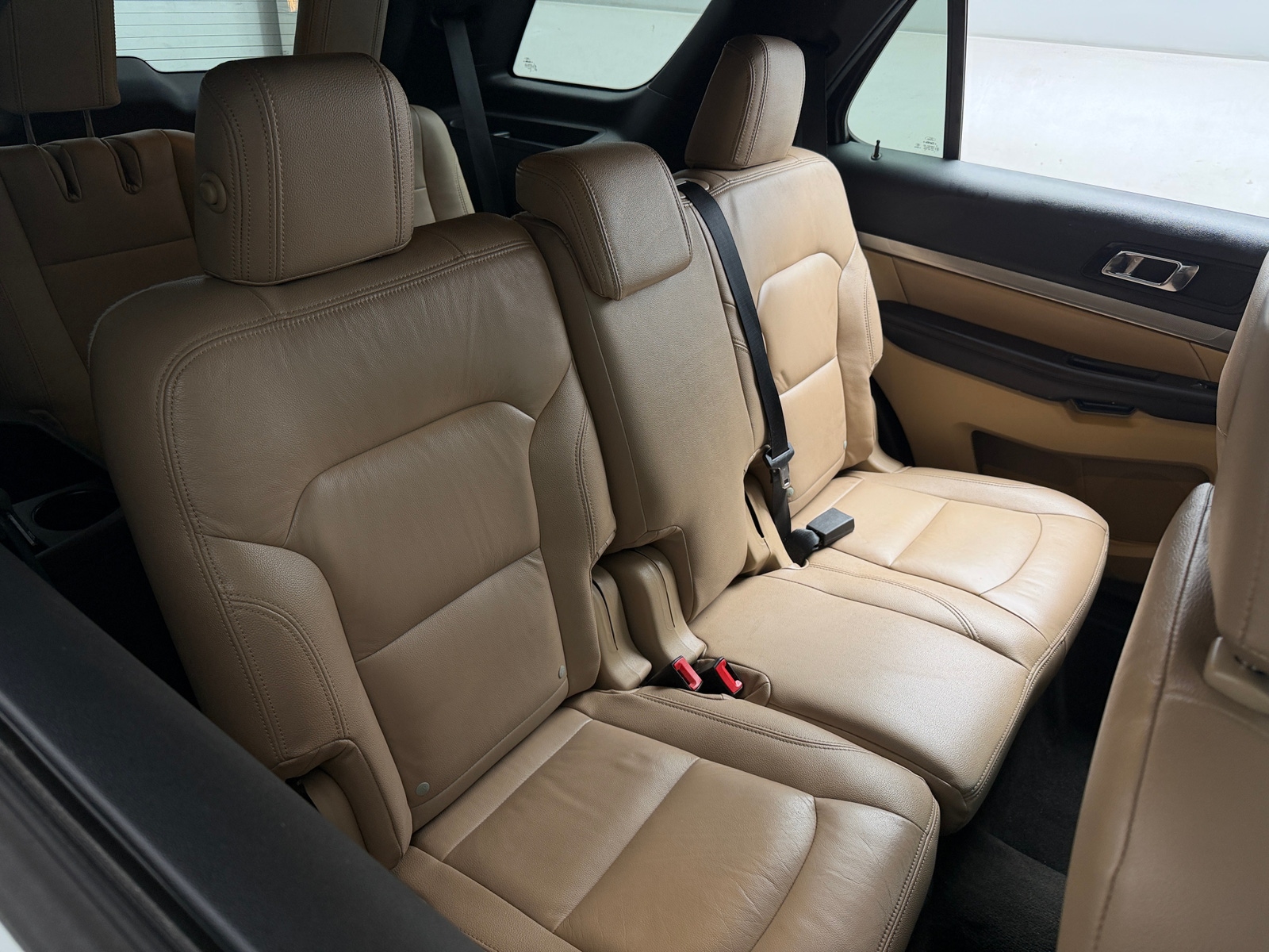 Thumbnail: 2017 Ford Explorer - 6