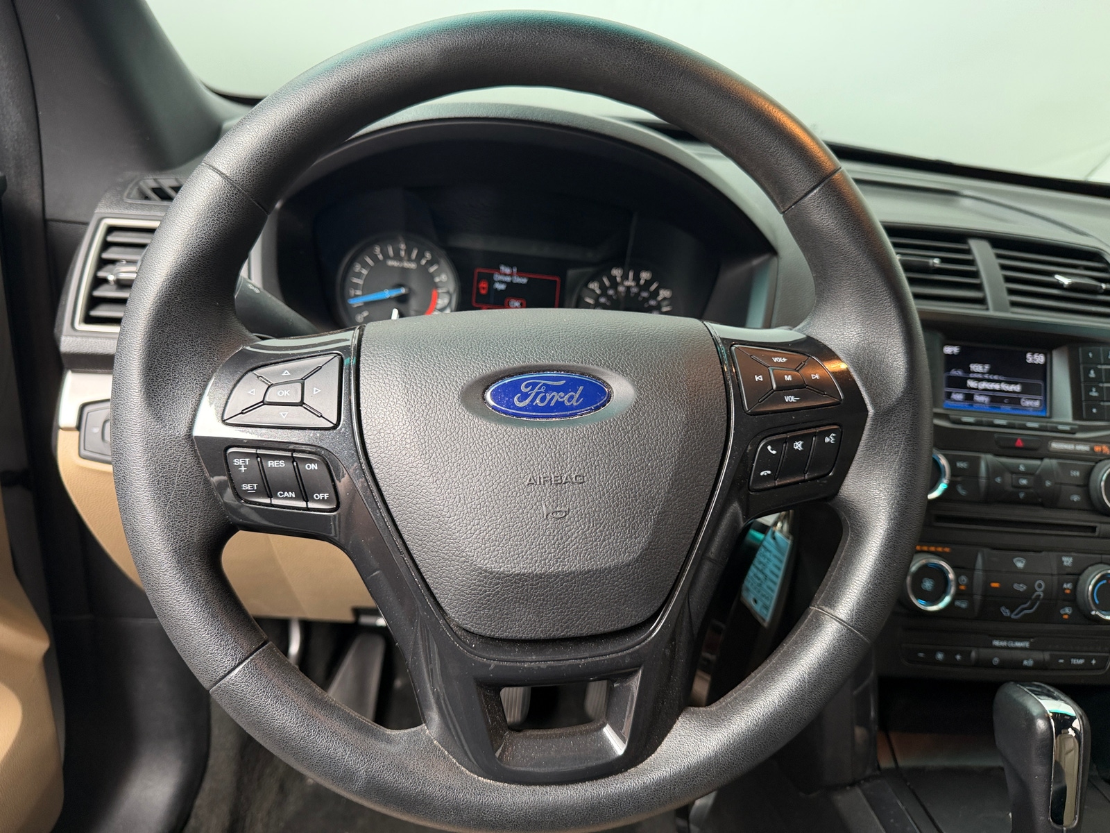 Thumbnail: 2017 Ford Explorer - 5