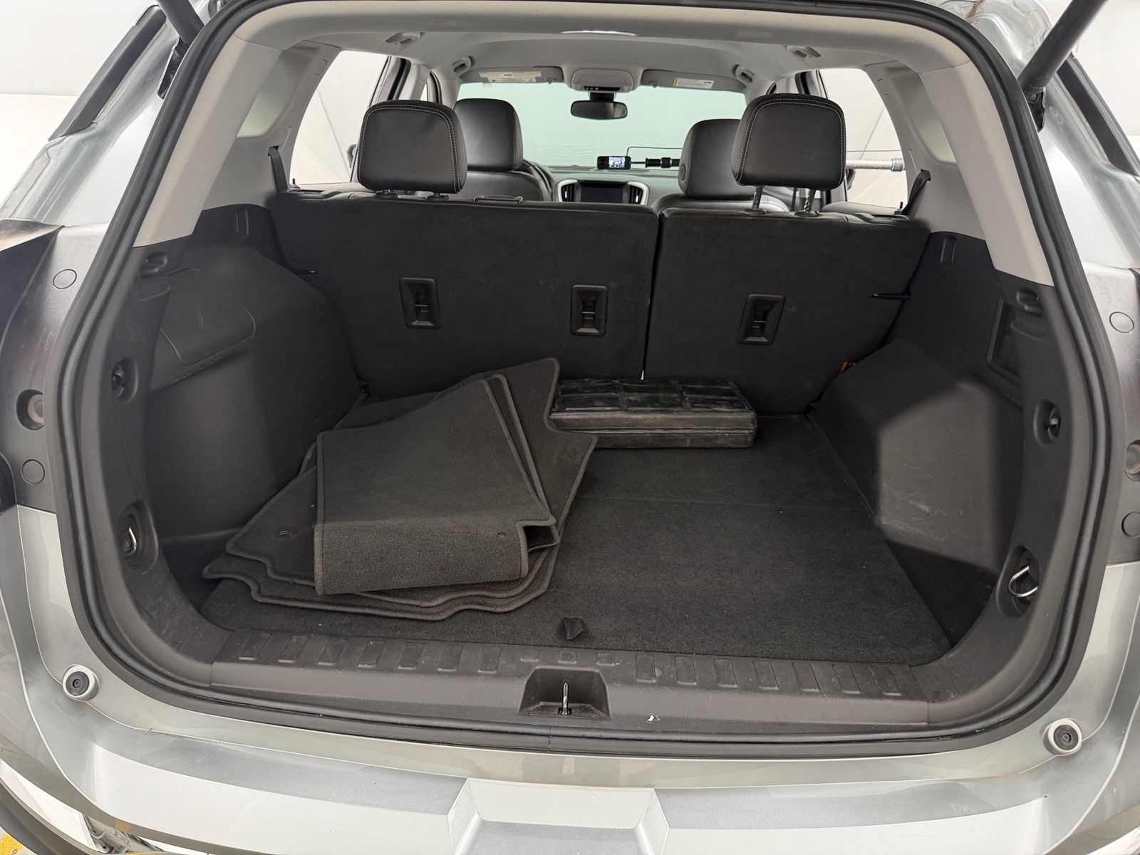 Thumbnail: 2024 GMC Terrain - 6