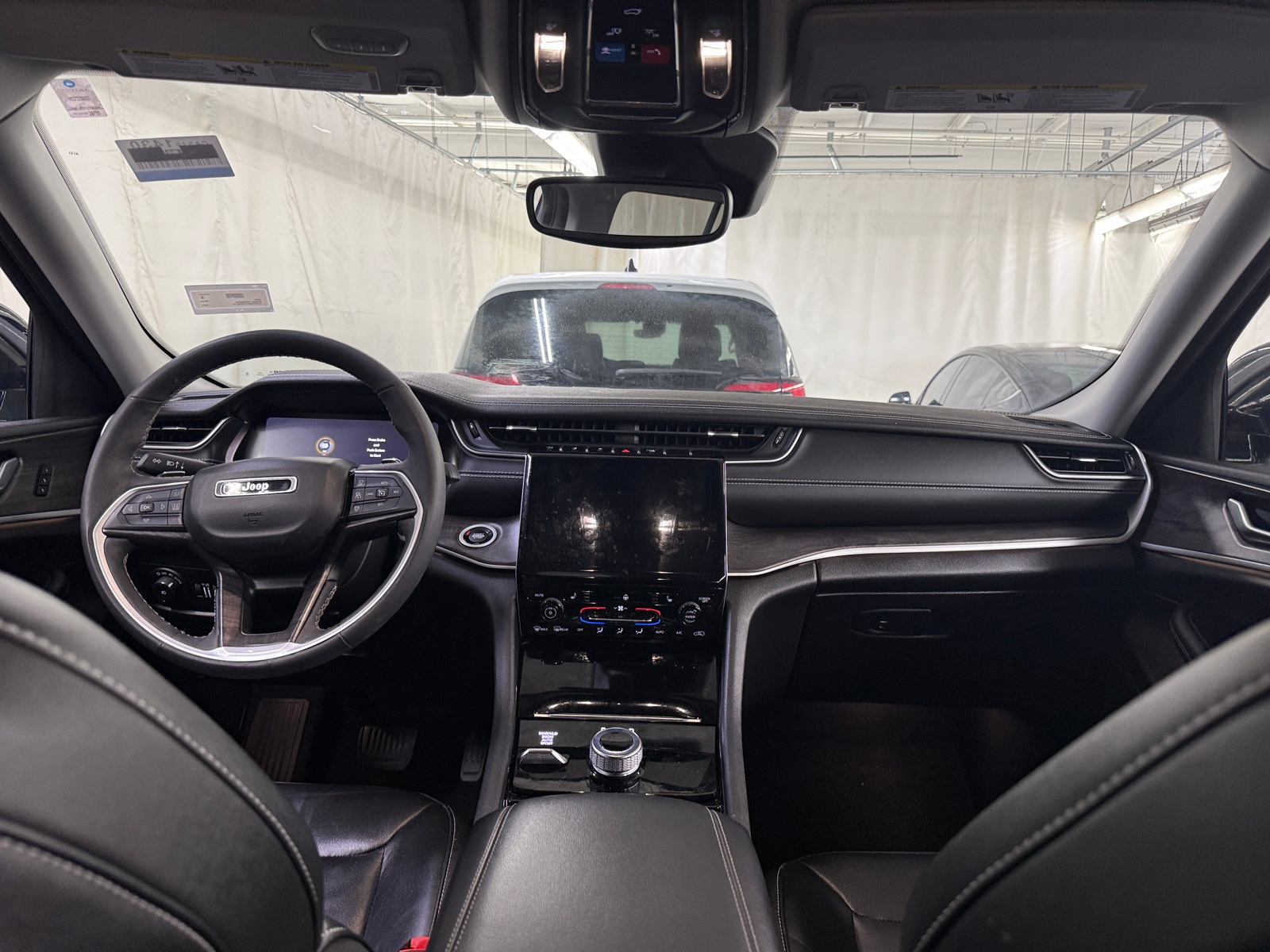 Thumbnail: 2023 Jeep Grand Cherokee - 2