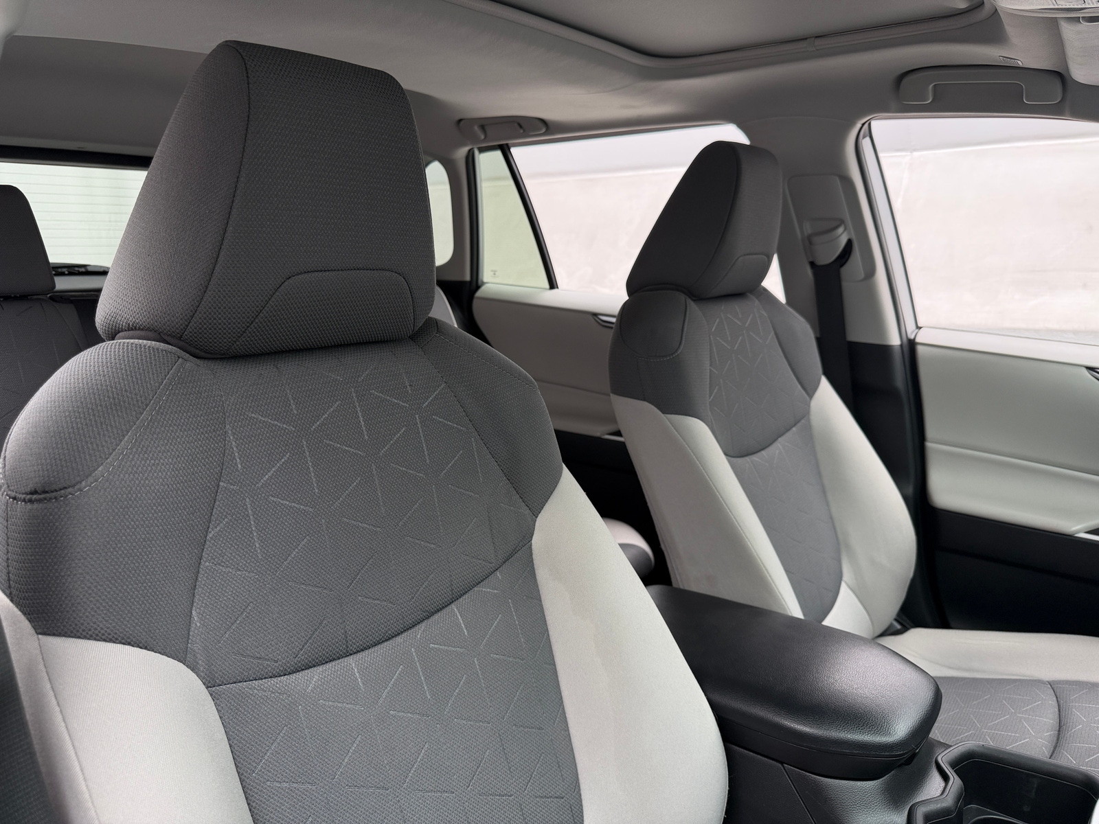 Thumbnail: 2024 Toyota RAV4 - 2