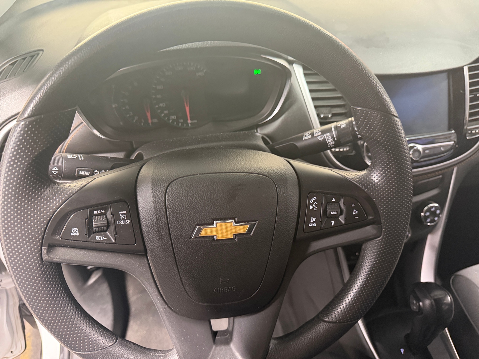 Thumbnail: 2022 Chevrolet Trax - 5