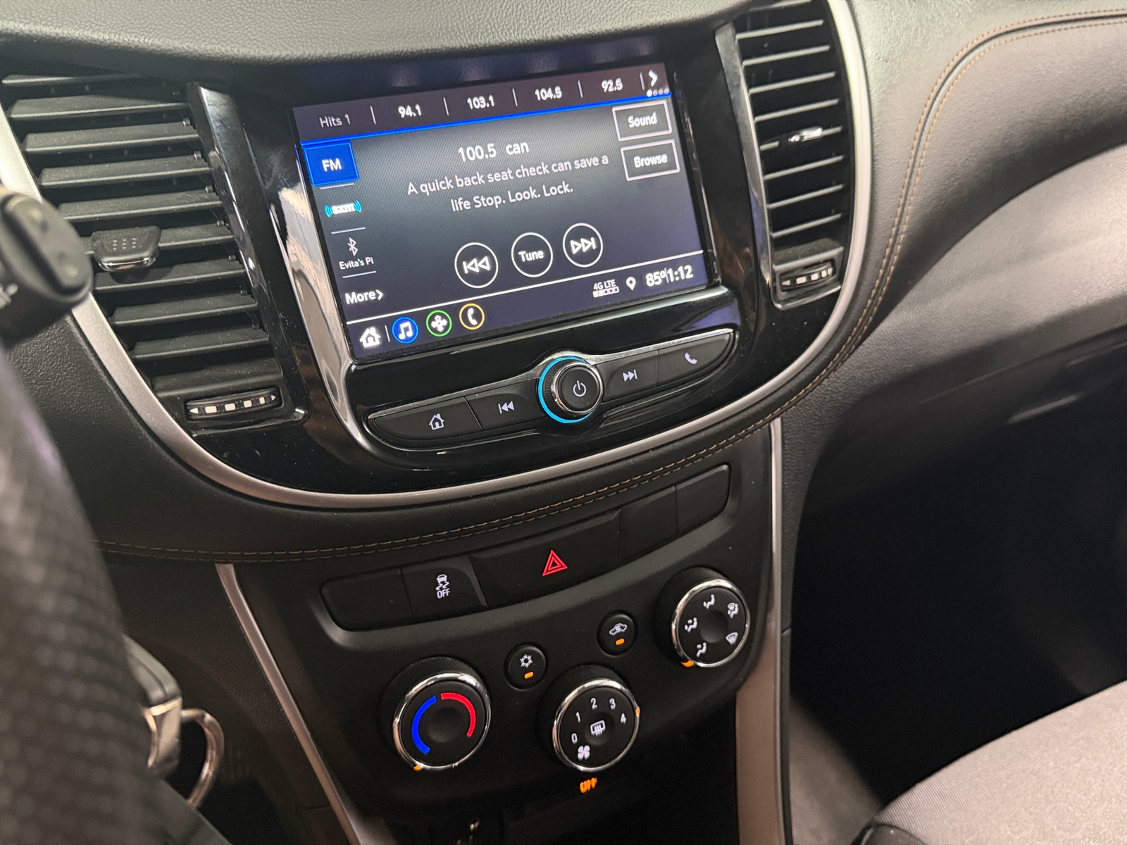 Thumbnail: 2022 Chevrolet Trax - 4