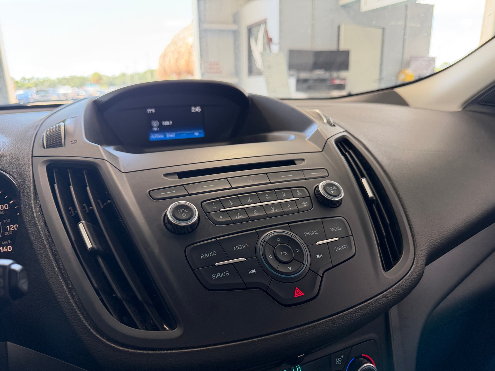 Thumbnail: 2018 Ford Escape - 4