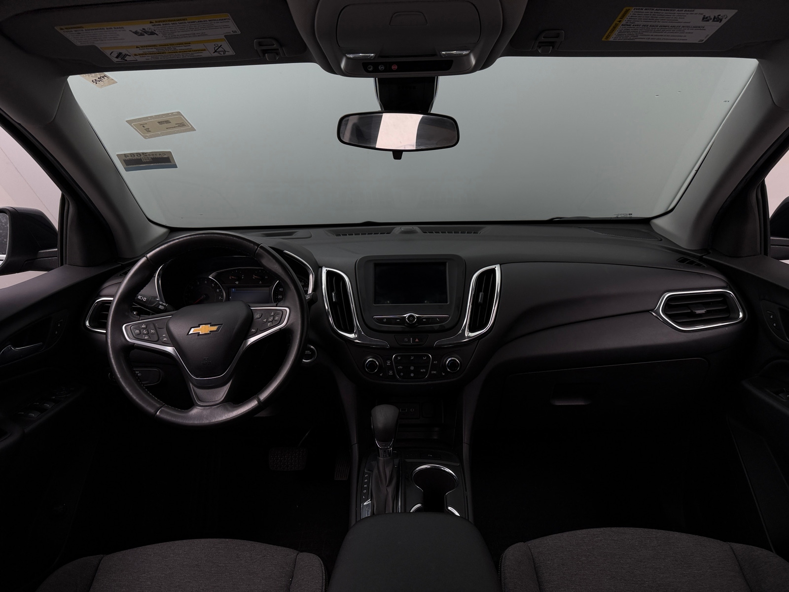 Thumbnail: 2022 Chevrolet Equinox - 3
