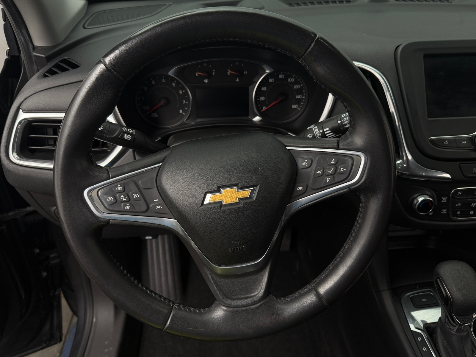 Thumbnail: 2022 Chevrolet Equinox - 5