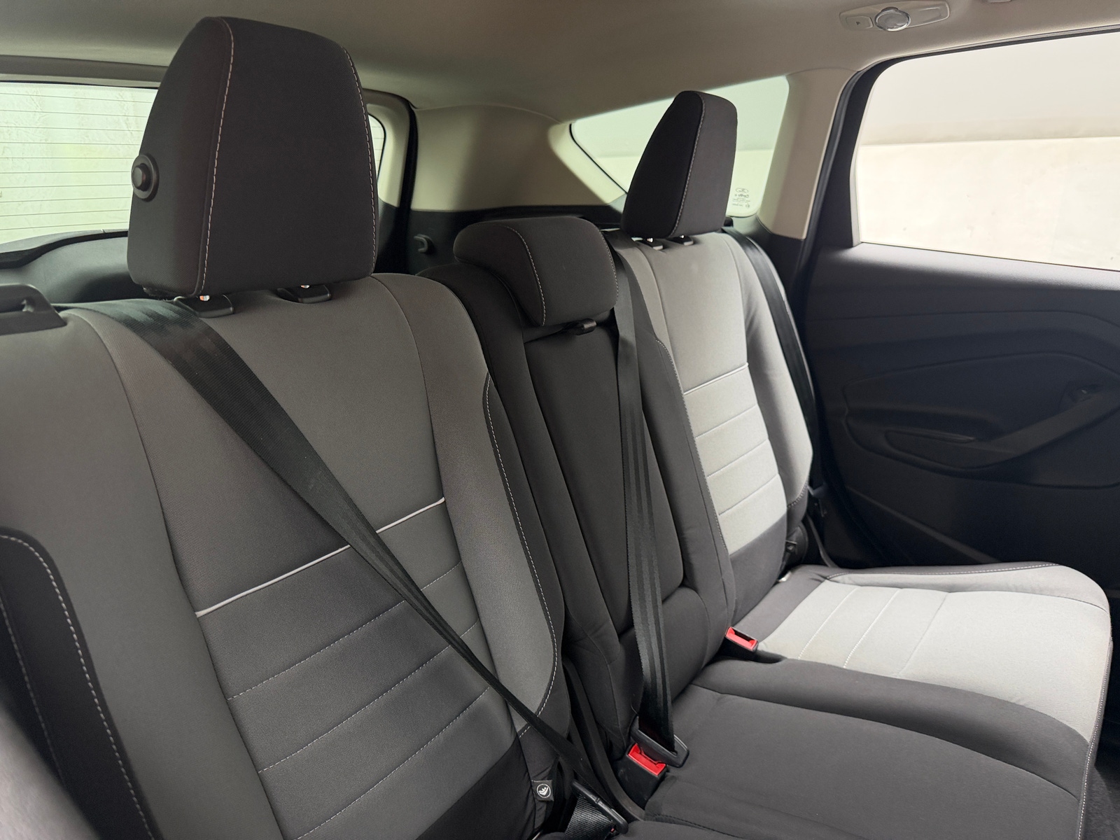 Thumbnail: 2015 Ford Escape - 6