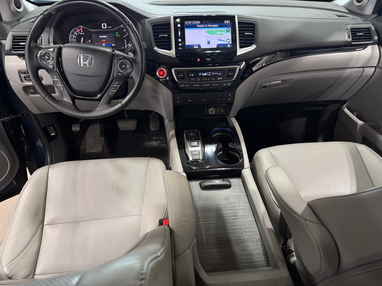 Thumbnail: 2016 Honda Pilot - 3