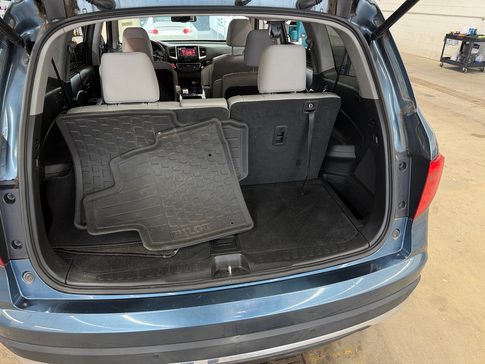 Thumbnail: 2016 Honda Pilot - 7