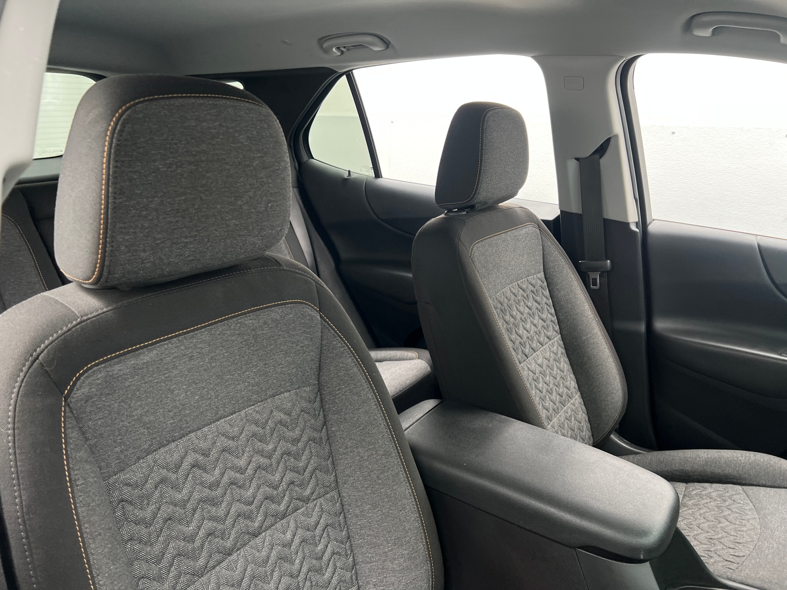 Thumbnail: 2022 Chevrolet Equinox - 2