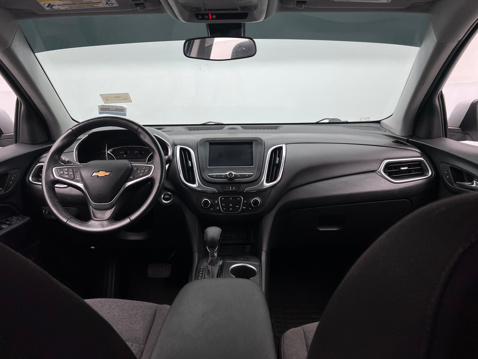 Thumbnail: 2022 Chevrolet Equinox - 3
