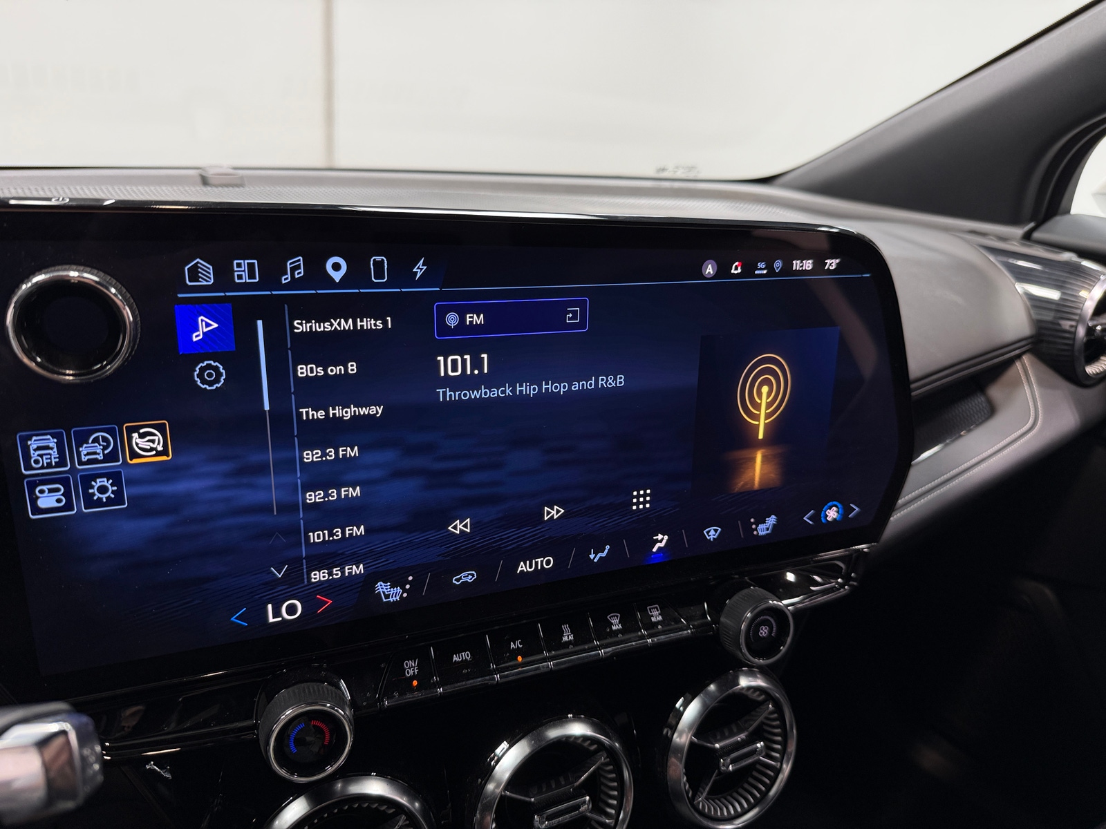 Thumbnail: 2024 Chevrolet Blazer EV - 3