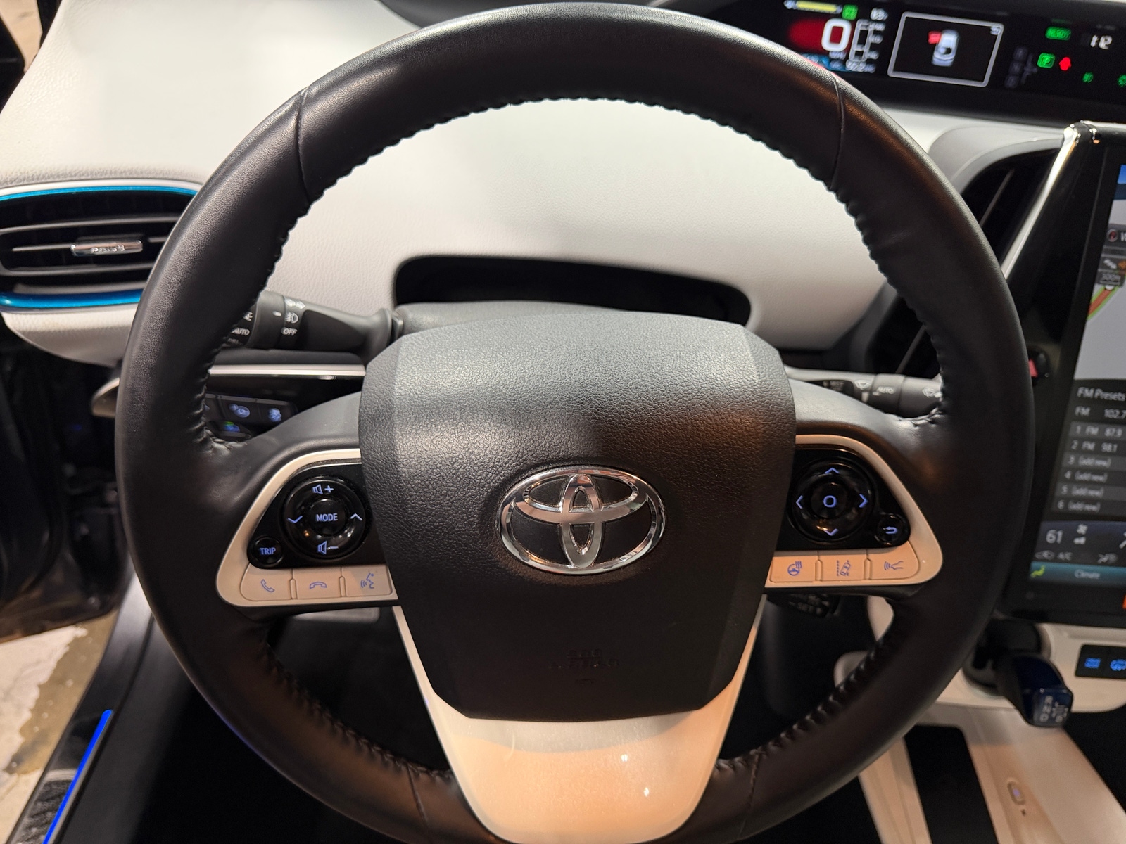 Thumbnail: 2019 Toyota Prius Prime - 4